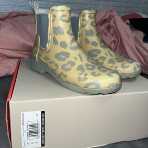 Hunter Original Refined Chelsea Hybrid Rain Boots